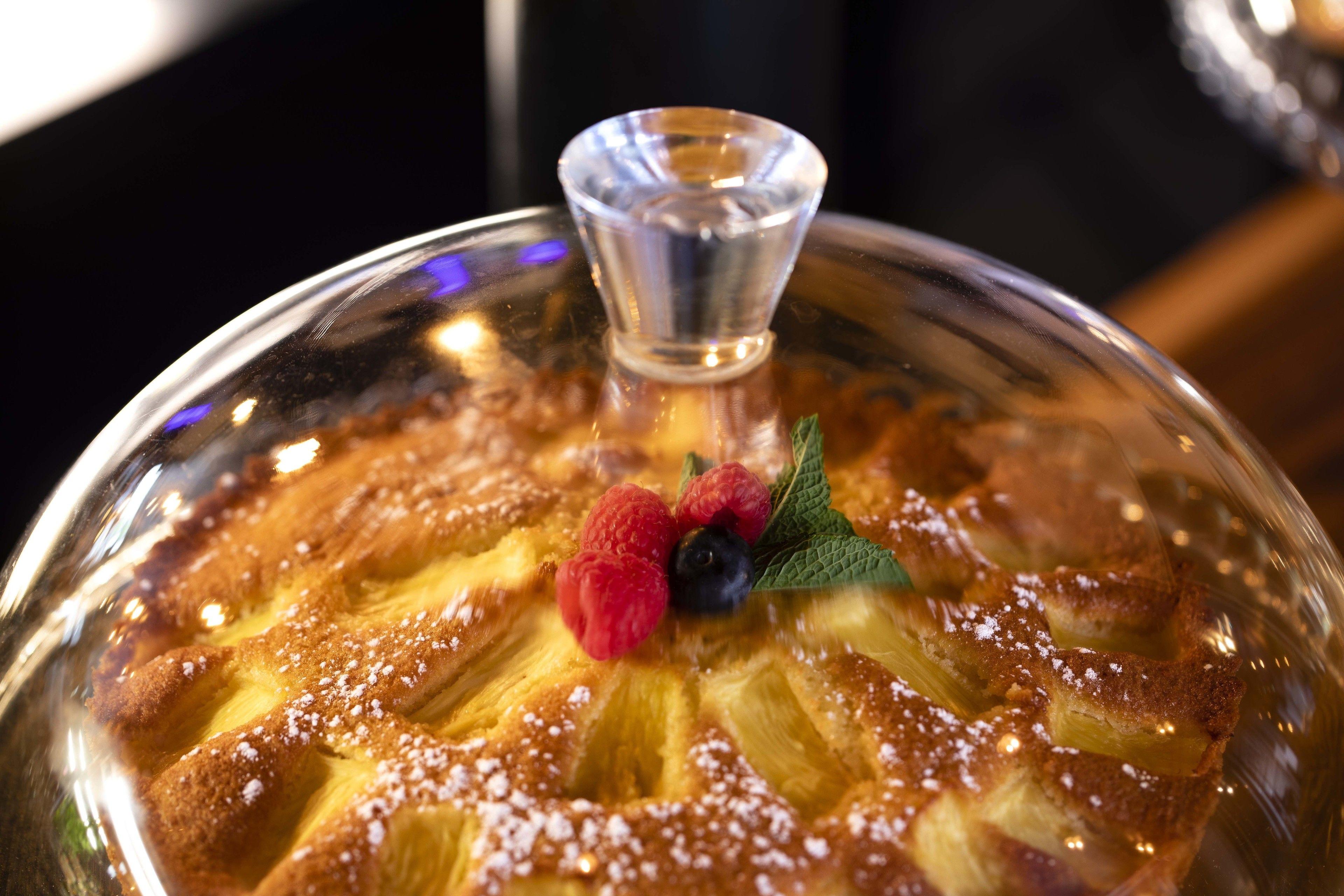 Maxim Folies Hotel Paris