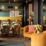 Hotel Maxim Folies Paris