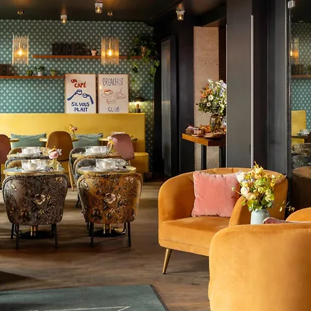 Hotel Maxim Folies Parigi