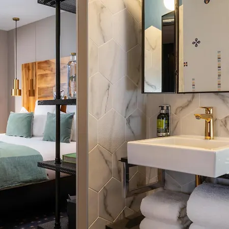 Hotel Maxim Folies Parigi