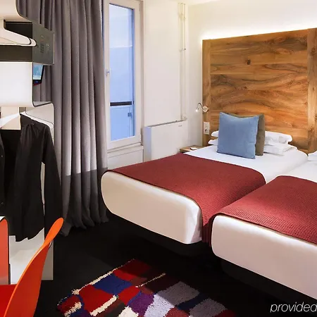 Hotel Maxim Folies Parigi