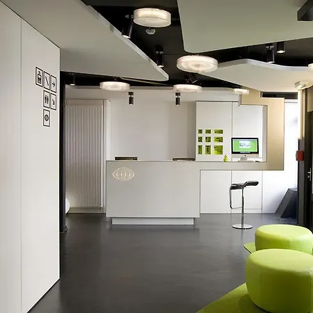 Maxim Folies Hotel Parigi