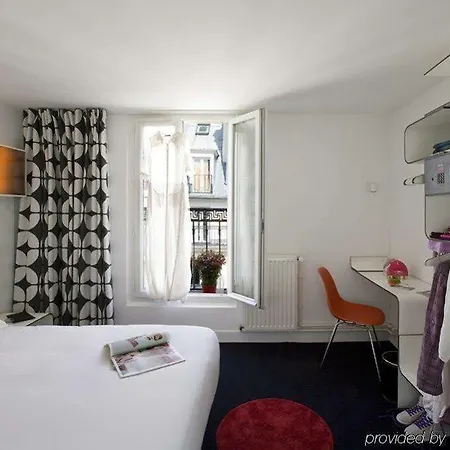 Maxim Folies Parigi