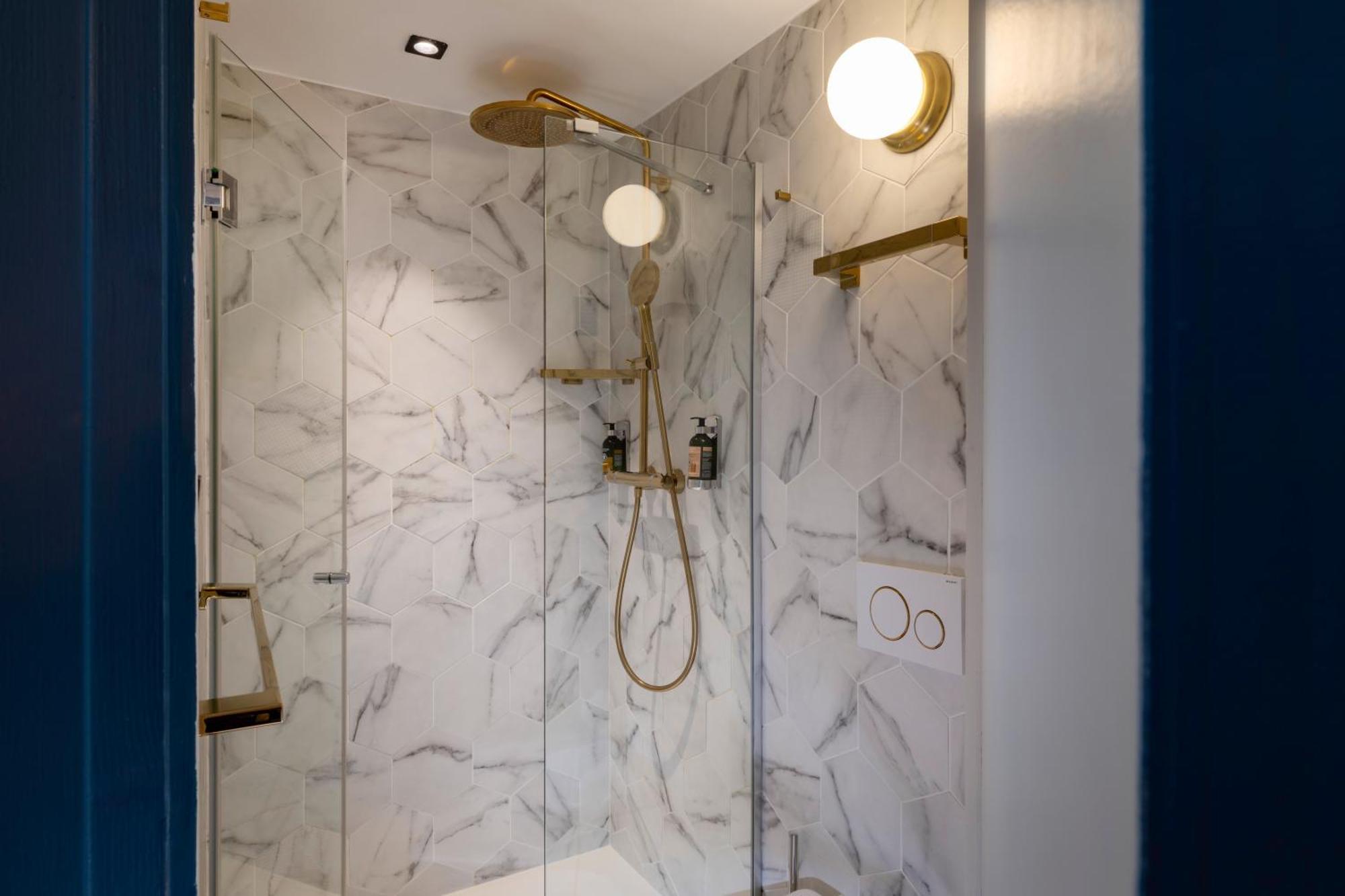 Hotel Maxim Folies Parigi