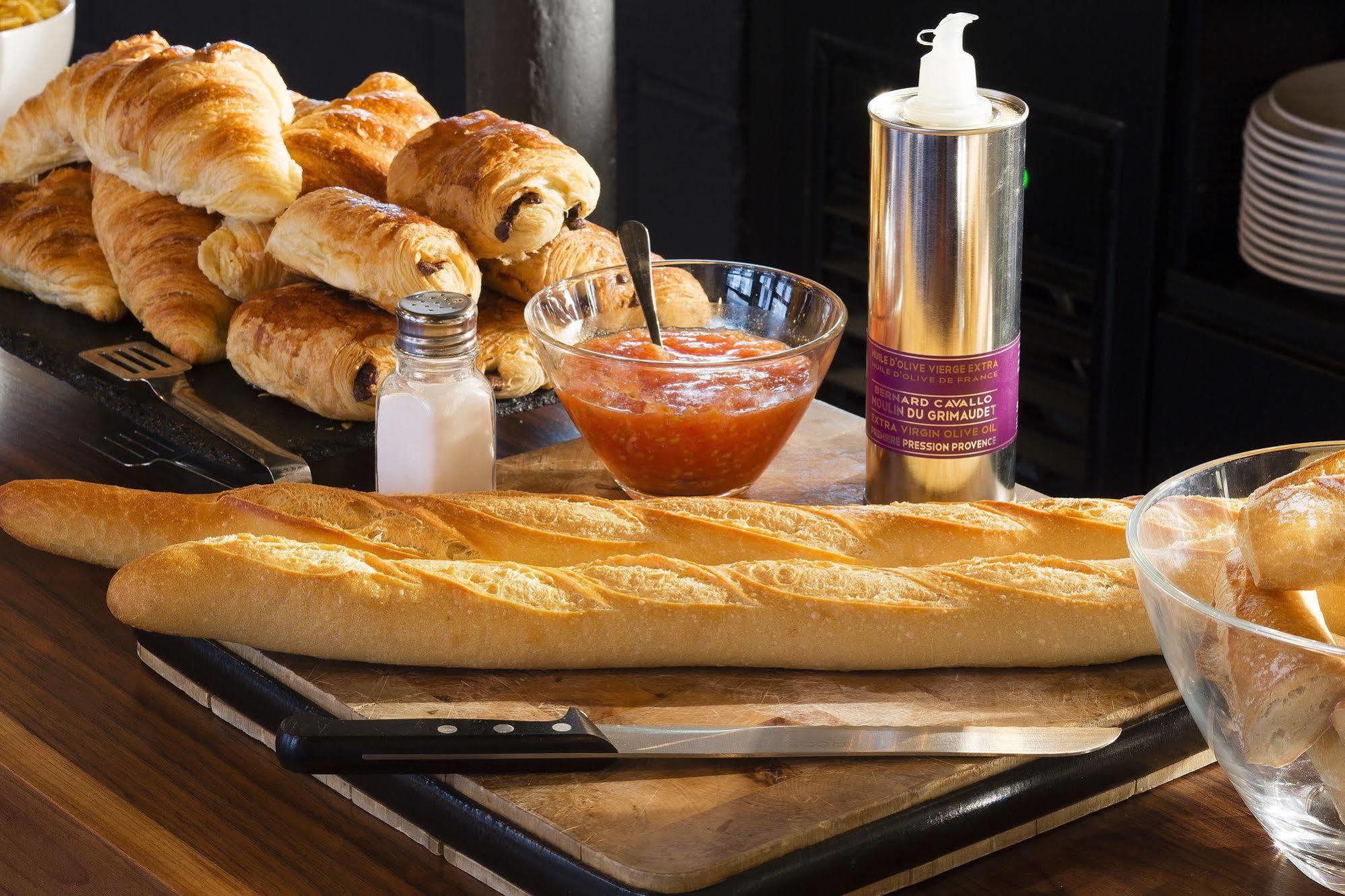 Maxim Folies Hotel 3*